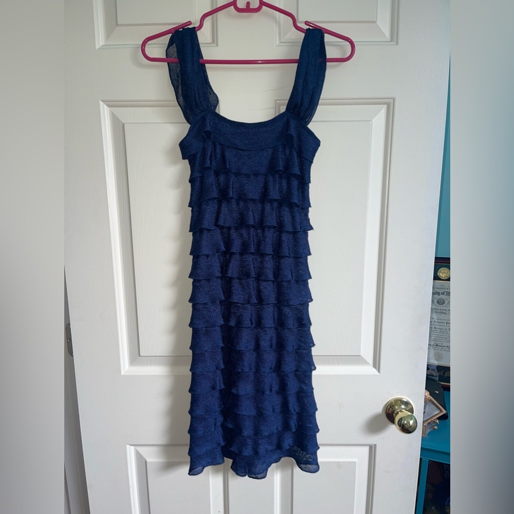 Max Studio - Picture 2 of 3